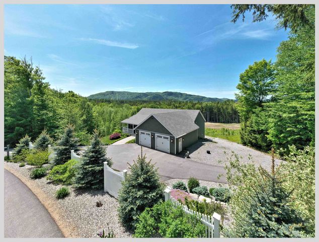 61 Ledgeside Lane, Plymouth, NH 03264