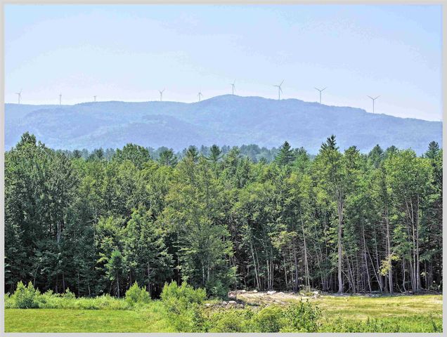 61 Ledgeside Lane, Plymouth, NH 03264