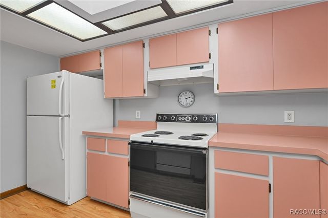 30 Golfview Court, Homosassa, FL 34446