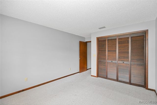 30 Golfview Court, Homosassa, FL 34446