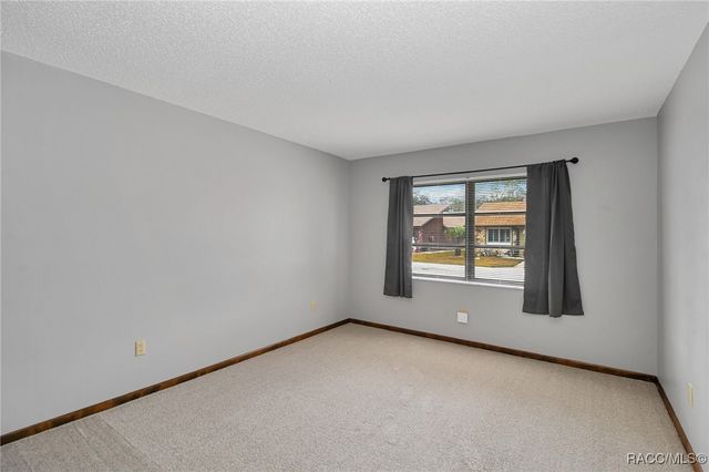 30 Golfview Court, Homosassa, FL 34446