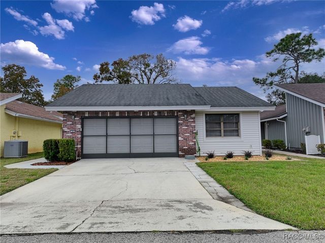 30 Golfview Court, Homosassa, FL 34446