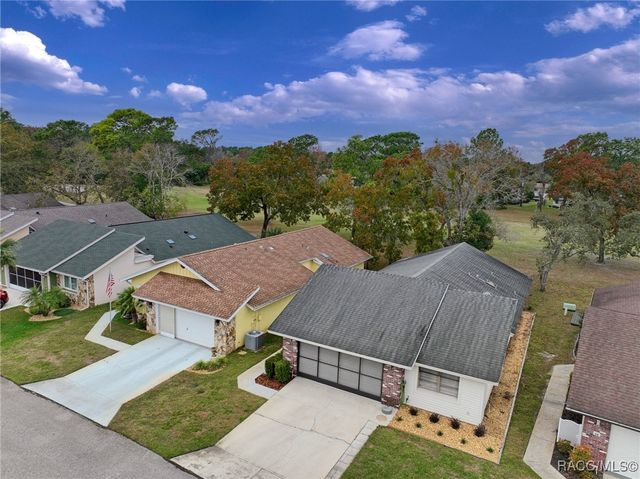 30 Golfview Court, Homosassa, FL 34446