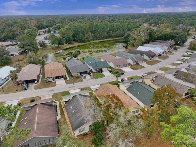 30 Golfview Court, Homosassa, FL 34446