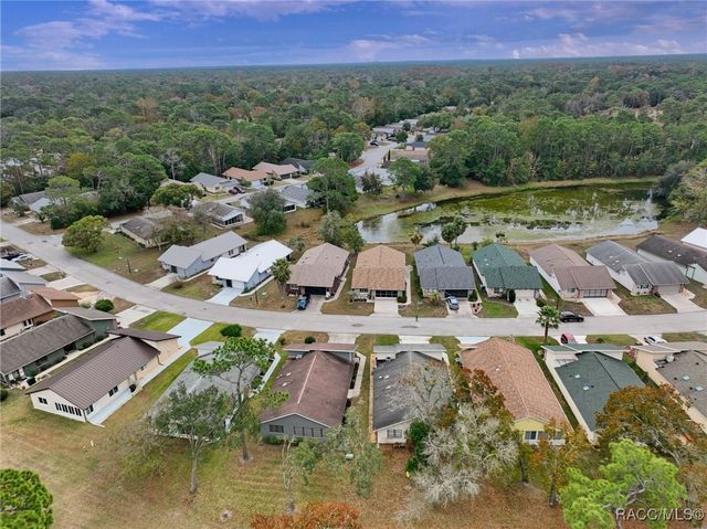 30 Golfview Court, Homosassa, FL 34446