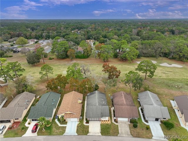 30 Golfview Court, Homosassa, FL 34446