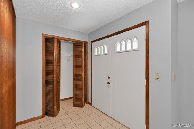 30 Golfview Court, Homosassa, FL 34446