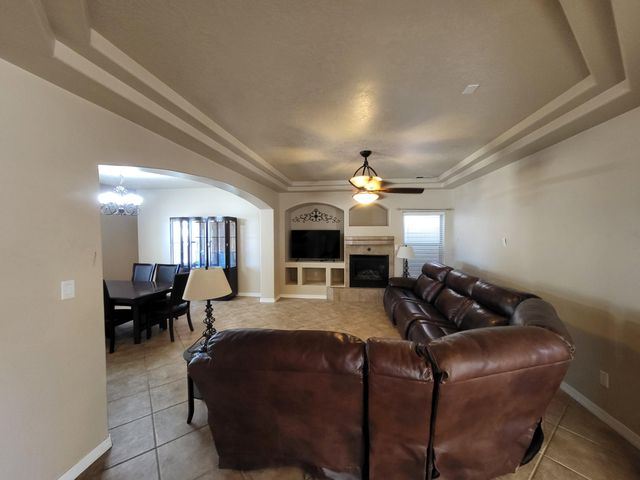 9933 Cardinal Street NW, Albuquerque, NM 87114