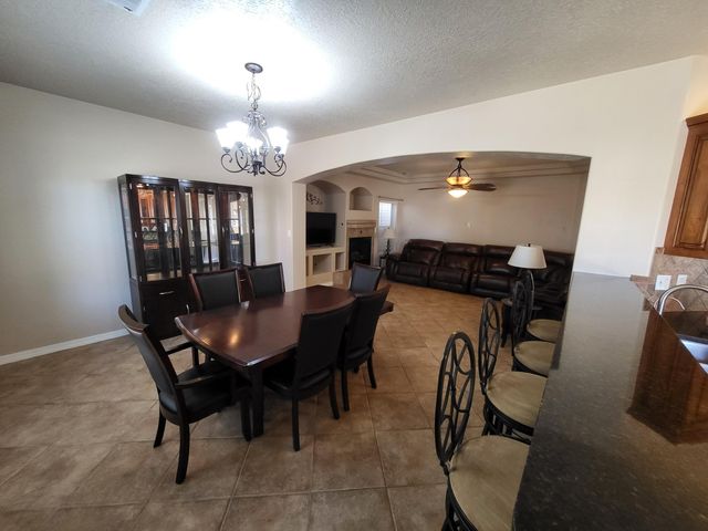 9933 Cardinal Street NW, Albuquerque, NM 87114