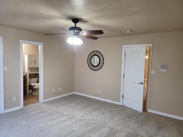 9933 Cardinal Street NW, Albuquerque, NM 87114