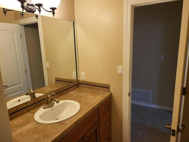 9933 Cardinal Street NW, Albuquerque, NM 87114