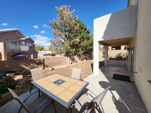 9933 Cardinal Street NW, Albuquerque, NM 87114