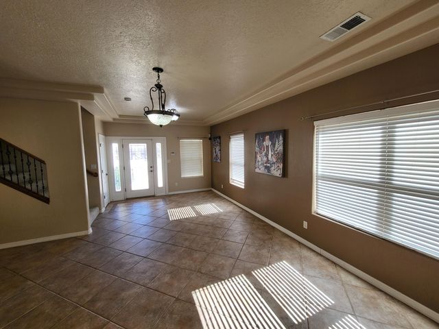 9933 Cardinal Street NW, Albuquerque, NM 87114