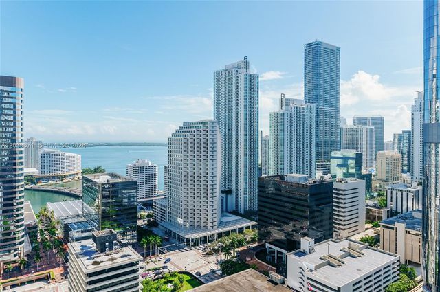 68 SE 6th St 2601, Miami, FL 33131