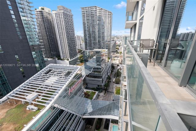 68 SE 6th St 2601, Miami, FL 33131