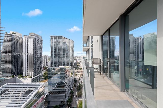 68 SE 6th St 2601, Miami, FL 33131