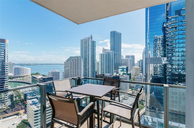 68 SE 6th St 2601, Miami, FL 33131