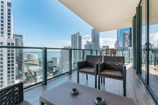 68 SE 6th St 2601, Miami, FL 33131
