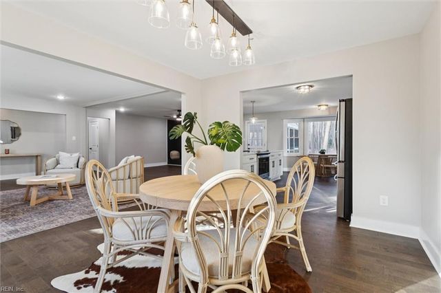 204 Weston RD, Yorktown, VA 23692