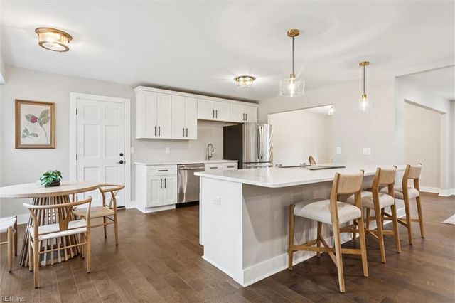 204 Weston RD, Yorktown, VA 23692