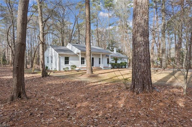 204 Weston RD, Yorktown, VA 23692