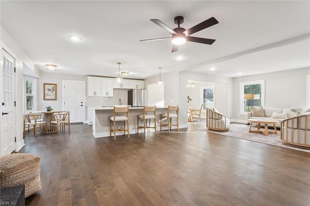 204 Weston RD, Yorktown, VA 23692