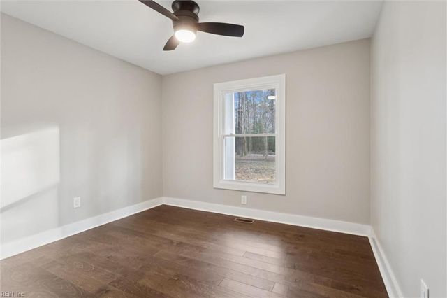 204 Weston RD, Yorktown, VA 23692