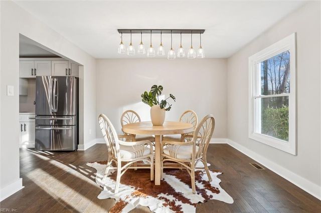 204 Weston RD, Yorktown, VA 23692