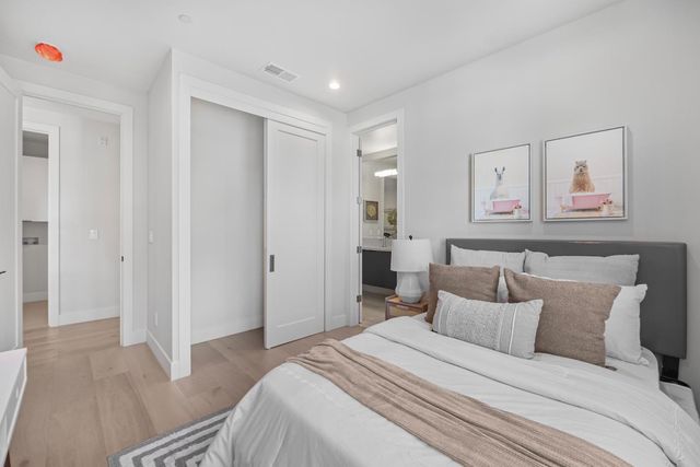 767 Cuesta Drive, Mountain View, CA 94040