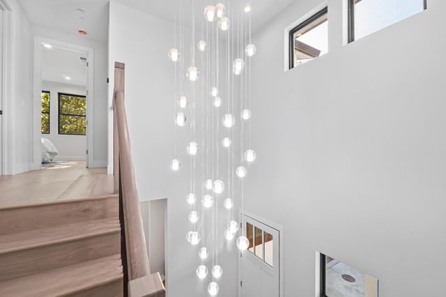 767 Cuesta Drive, Mountain View, CA 94040