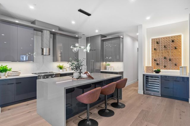 767 Cuesta Drive, Mountain View, CA 94040