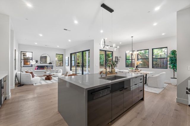 767 Cuesta Drive, Mountain View, CA 94040