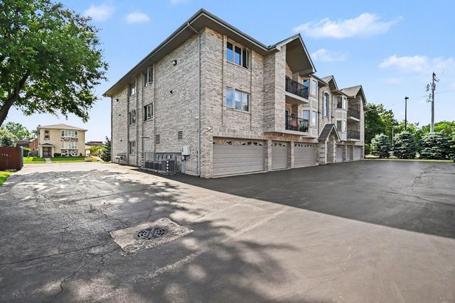 8650 Laporte Avenue 1B, Burbank, IL 60459