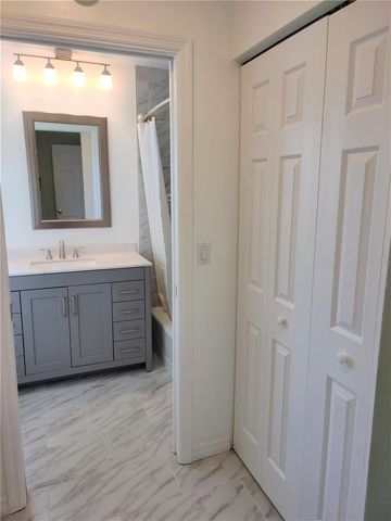 979 NANTUCKET ROAD, Venice, FL 34293