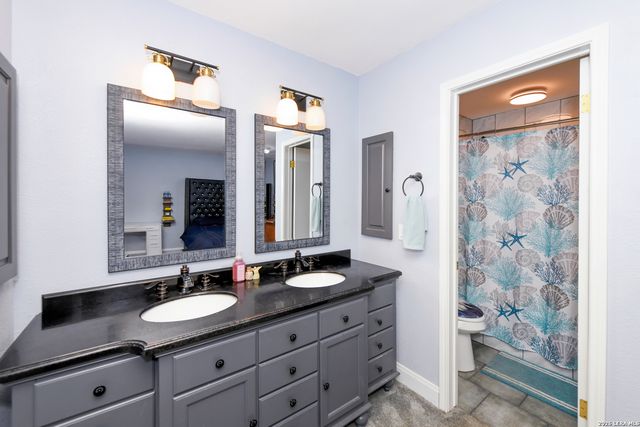 8702 Collingwood, Universal City, TX 78148