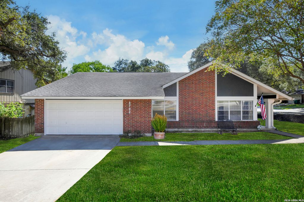 8702 Collingwood, Universal City, TX 78148