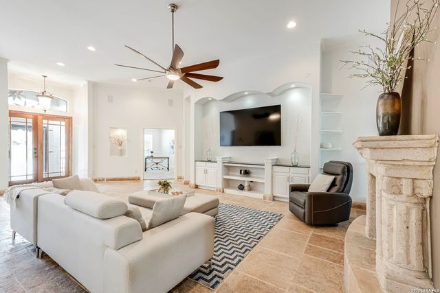 14014 BLUFF MANOR DR, San Antonio, TX 78216