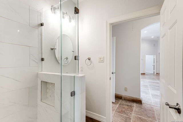 14014 BLUFF MANOR DR, San Antonio, TX 78216