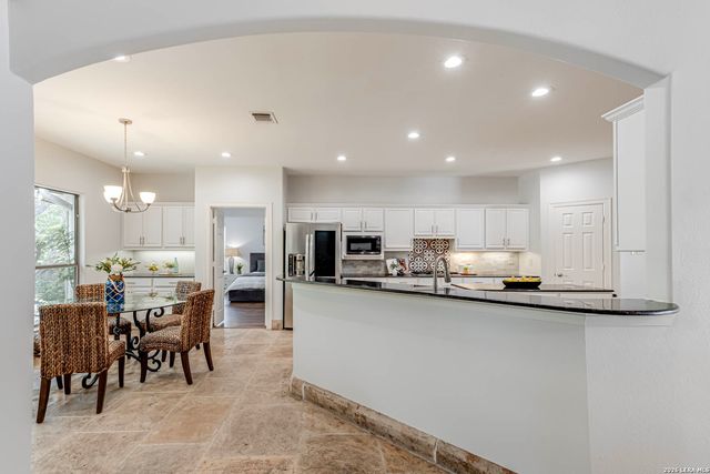 14014 BLUFF MANOR DR, San Antonio, TX 78216