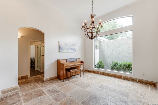 14014 BLUFF MANOR DR, San Antonio, TX 78216