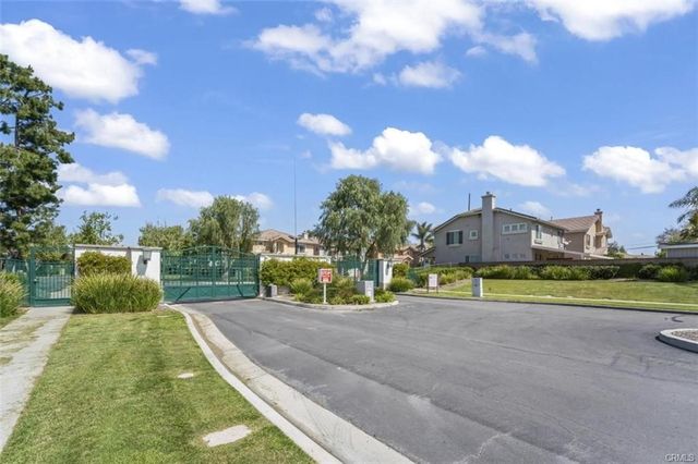 4680 Trailmore Court, Riverside, CA 92505