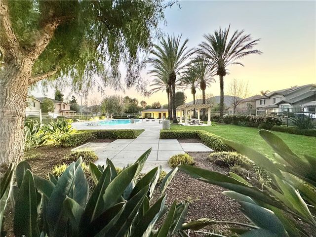 4680 Trailmore Court, Riverside, CA 92505