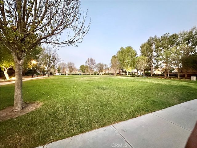 4680 Trailmore Court, Riverside, CA 92505