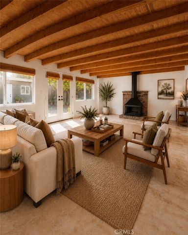 13902 Calvert Street, Valley Glen, CA 91401