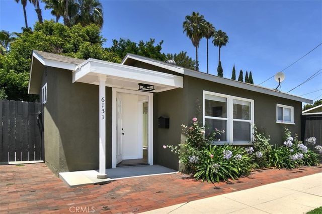 13902 Calvert Street, Valley Glen, CA 91401
