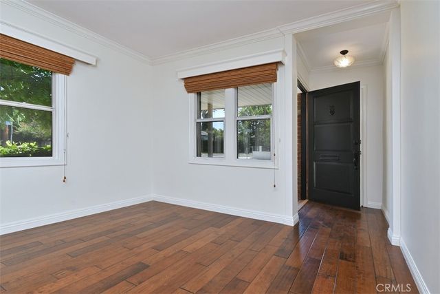 13902 Calvert Street, Valley Glen, CA 91401