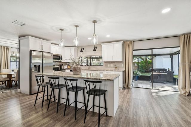 11313 CARROLLWOOD ESTATES DRIVE, Tampa, FL 33618