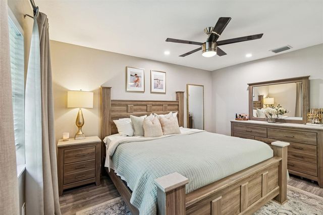 11313 CARROLLWOOD ESTATES DRIVE, Tampa, FL 33618