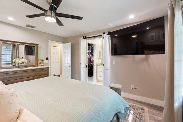 11313 CARROLLWOOD ESTATES DRIVE, Tampa, FL 33618