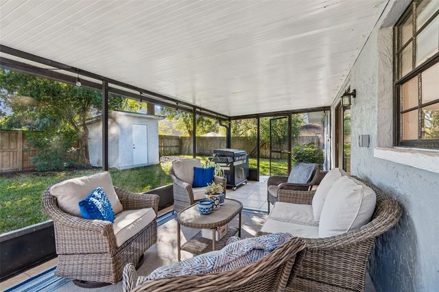 11313 CARROLLWOOD ESTATES DRIVE, Tampa, FL 33618